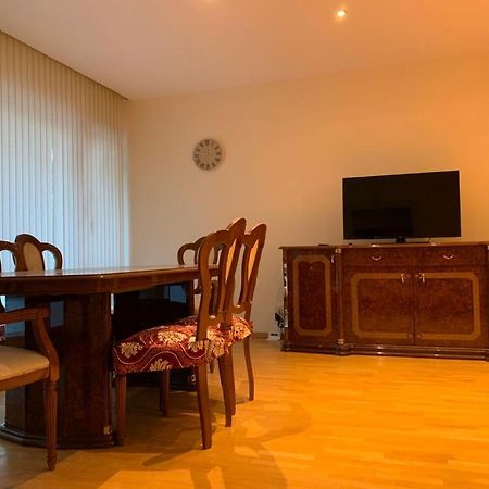 Lovely Two Bedroom Apartment With Free Parking Anvers Dış mekan fotoğraf